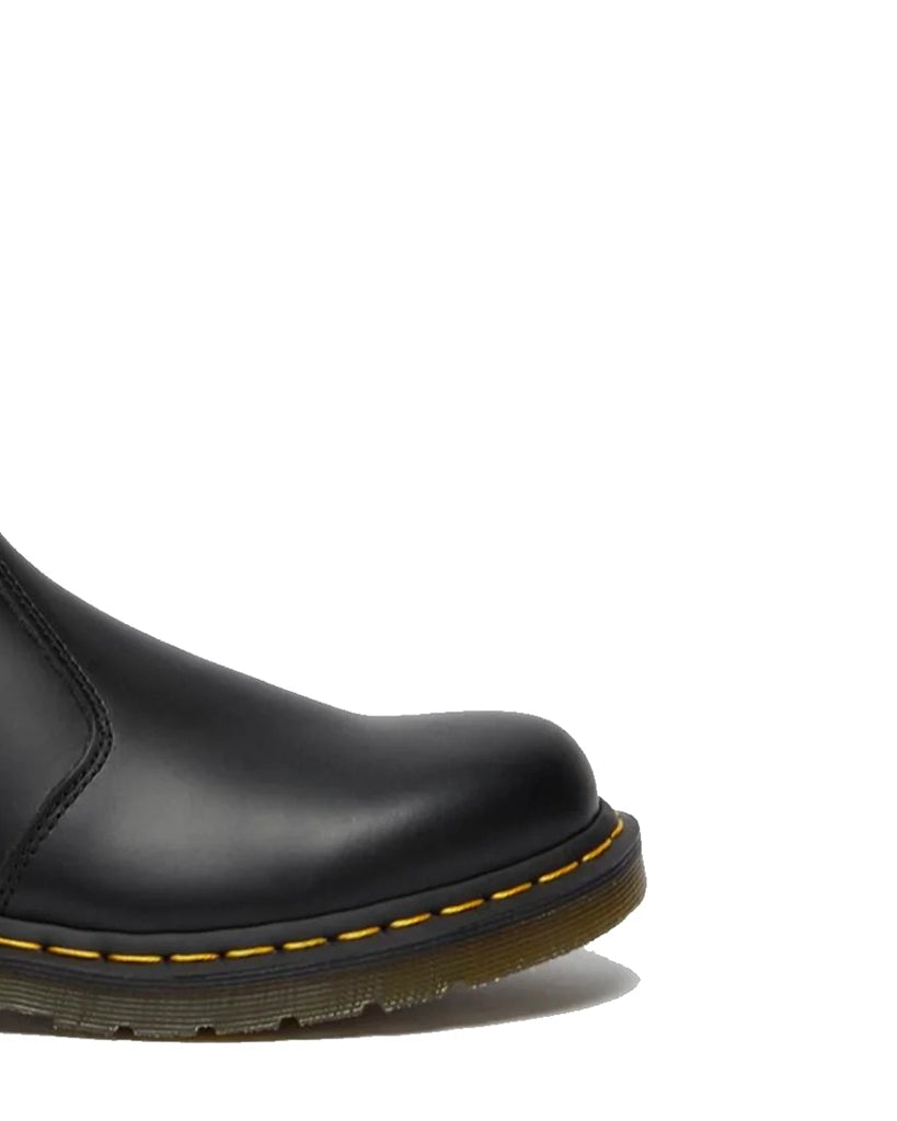 Dr. Martens Chelsea Boots: Zeitlose Eleganz seit den 70er Jahren