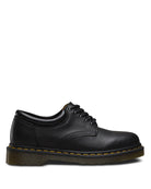 Bei PICK UP in Düsseldorf findest Du Dr. Martens, 8053 Black Nappa  und viel mehr von Dr. Martens