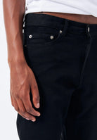 Bei PICK UP in Düsseldorf findest Du Dr. Denim, Clark, Black  und viel mehr von Dr. Denim