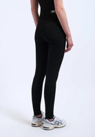 Bei PICK UP in Düsseldorf findest Du Dr. Denim, Moxy, Black  und viel mehr von Dr. Denim