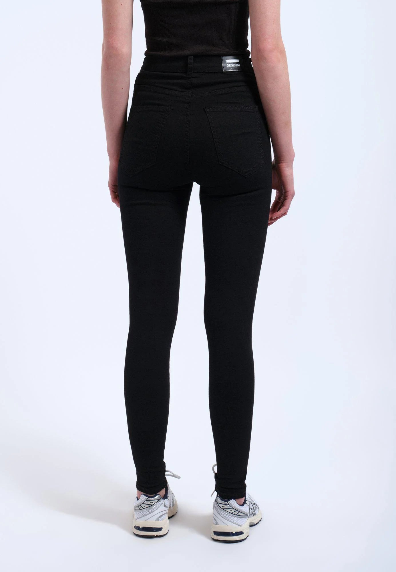 Bei PICK UP in Düsseldorf findest Du Dr. Denim, Moxy, Black  und viel mehr von Dr. Denim