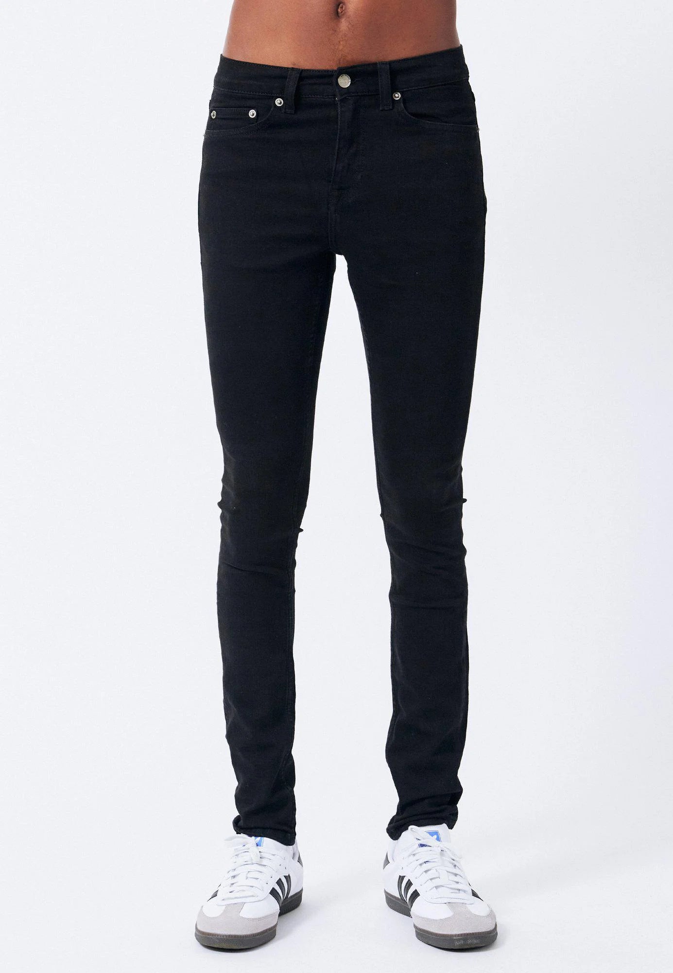 Bei PICK UP in Düsseldorf findest Du Dr. Denim, Chase, Black  und viel mehr von Dr. Denim