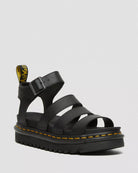 Bei PICK UP in Düsseldorf findest Du Dr. Martens, Blaire Black Athena  und viel mehr von Dr. Martens