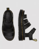 Bei PICK UP in Düsseldorf findest Du Dr. Martens, Blaire Black Athena  und viel mehr von Dr. Martens