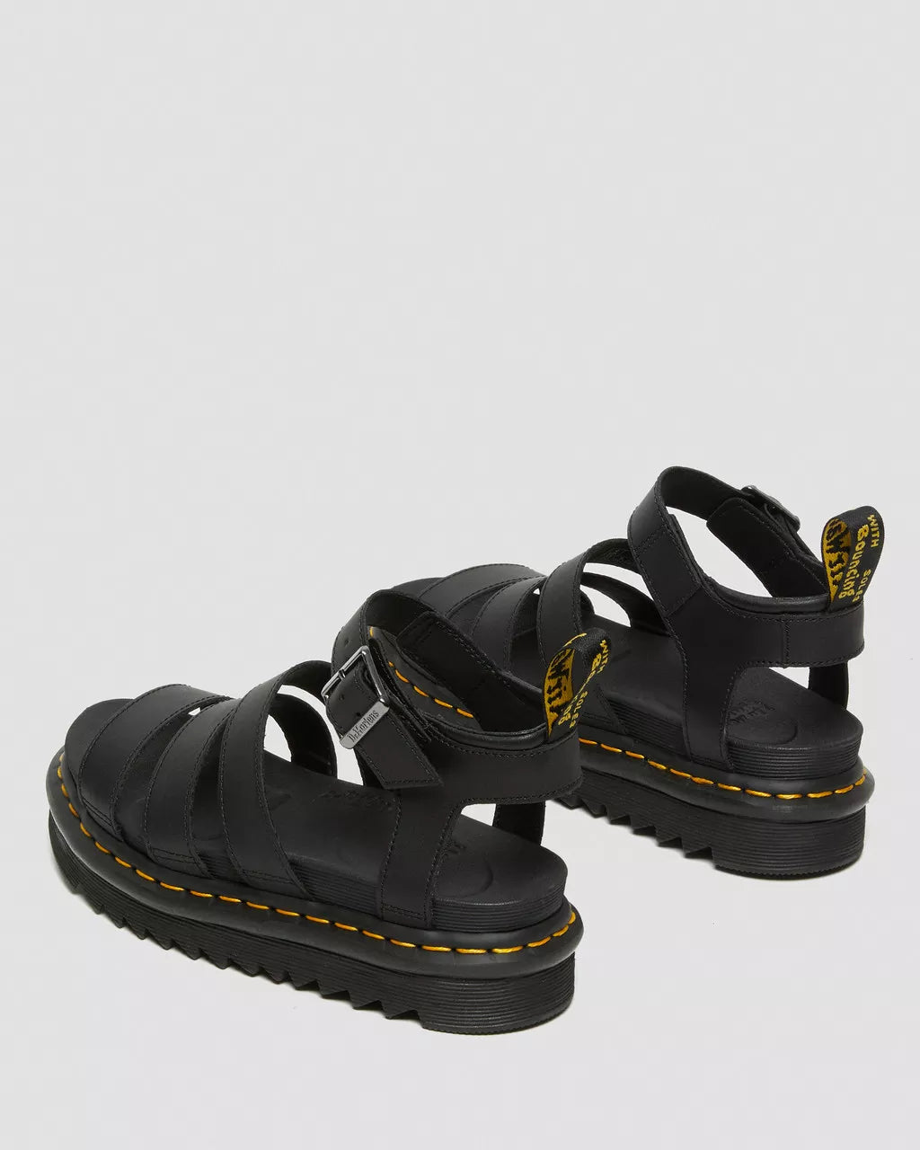 Bei PICK UP in Düsseldorf findest Du Dr. Martens, Blaire Black Athena  und viel mehr von Dr. Martens