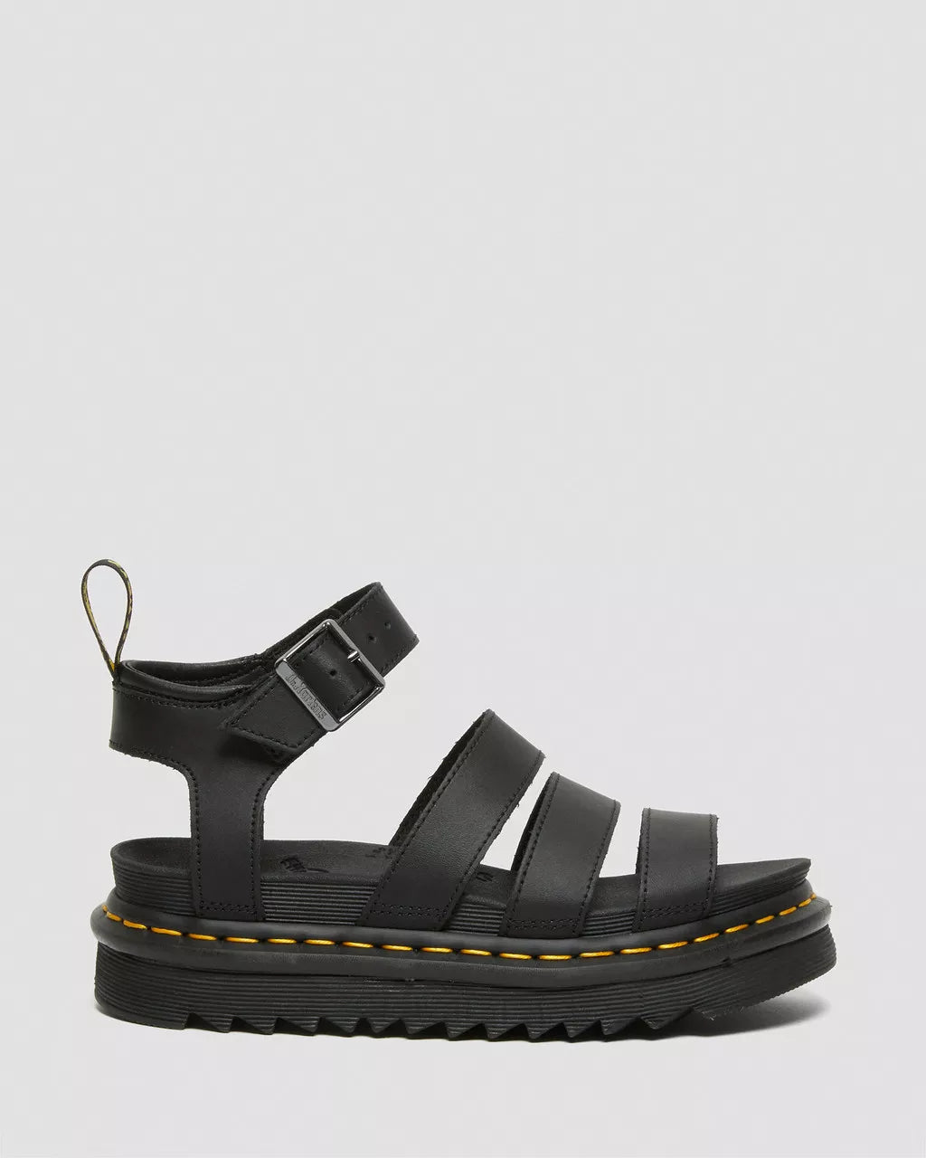 Bei PICK UP in Düsseldorf findest Du Dr. Martens, Blaire Black Athena  und viel mehr von Dr. Martens