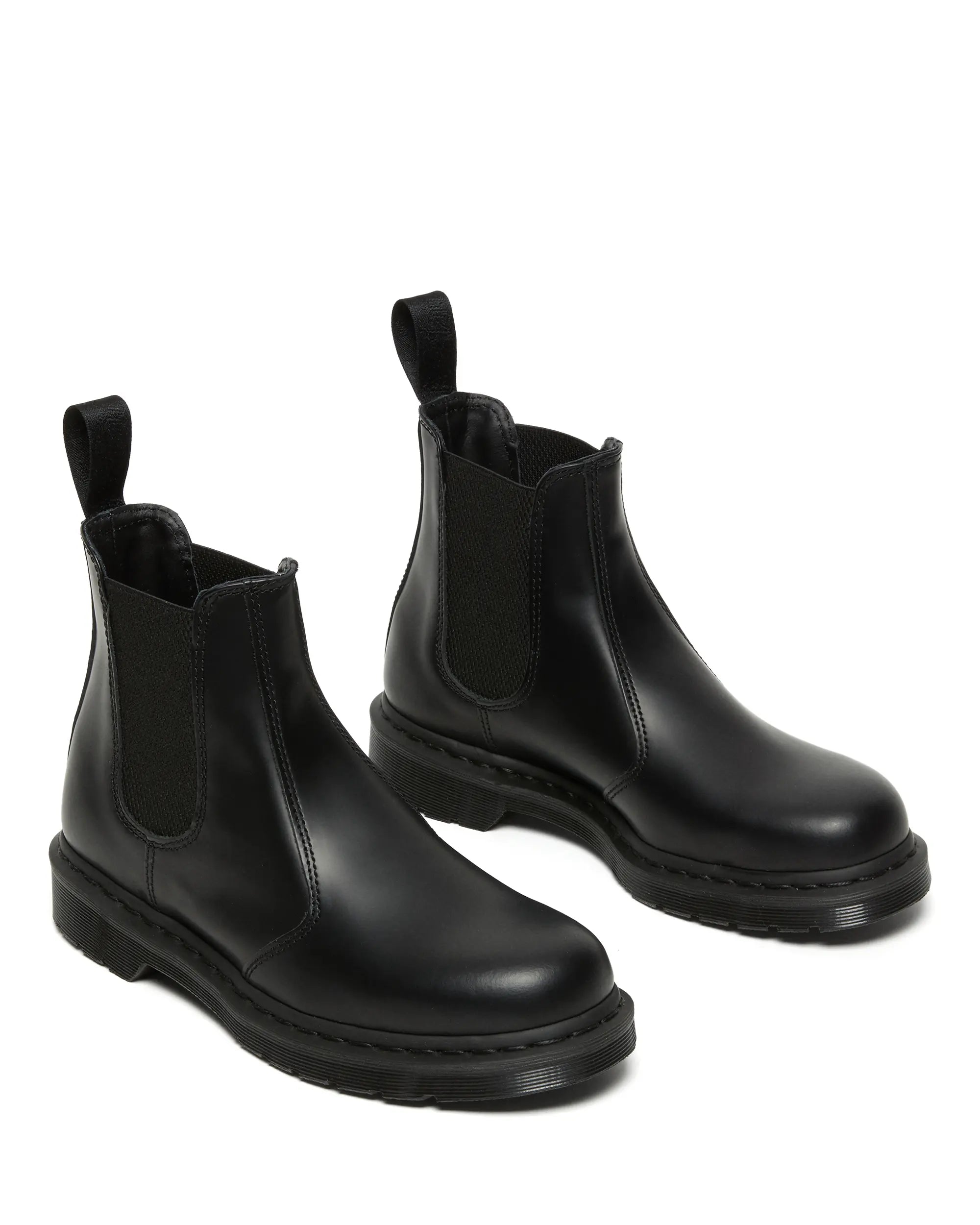Bei PICK UP in Düsseldorf findest Du Dr. Martens, 2976 MONO Black Smooth  und viel mehr von Dr. Martens