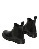 Bei PICK UP in Düsseldorf findest Du Dr. Martens, 2976 MONO Black Smooth  und viel mehr von Dr. Martens