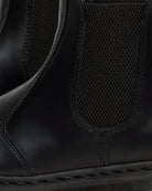 Bei PICK UP in Düsseldorf findest Du Dr. Martens, 2976 MONO Black Smooth  und viel mehr von Dr. Martens