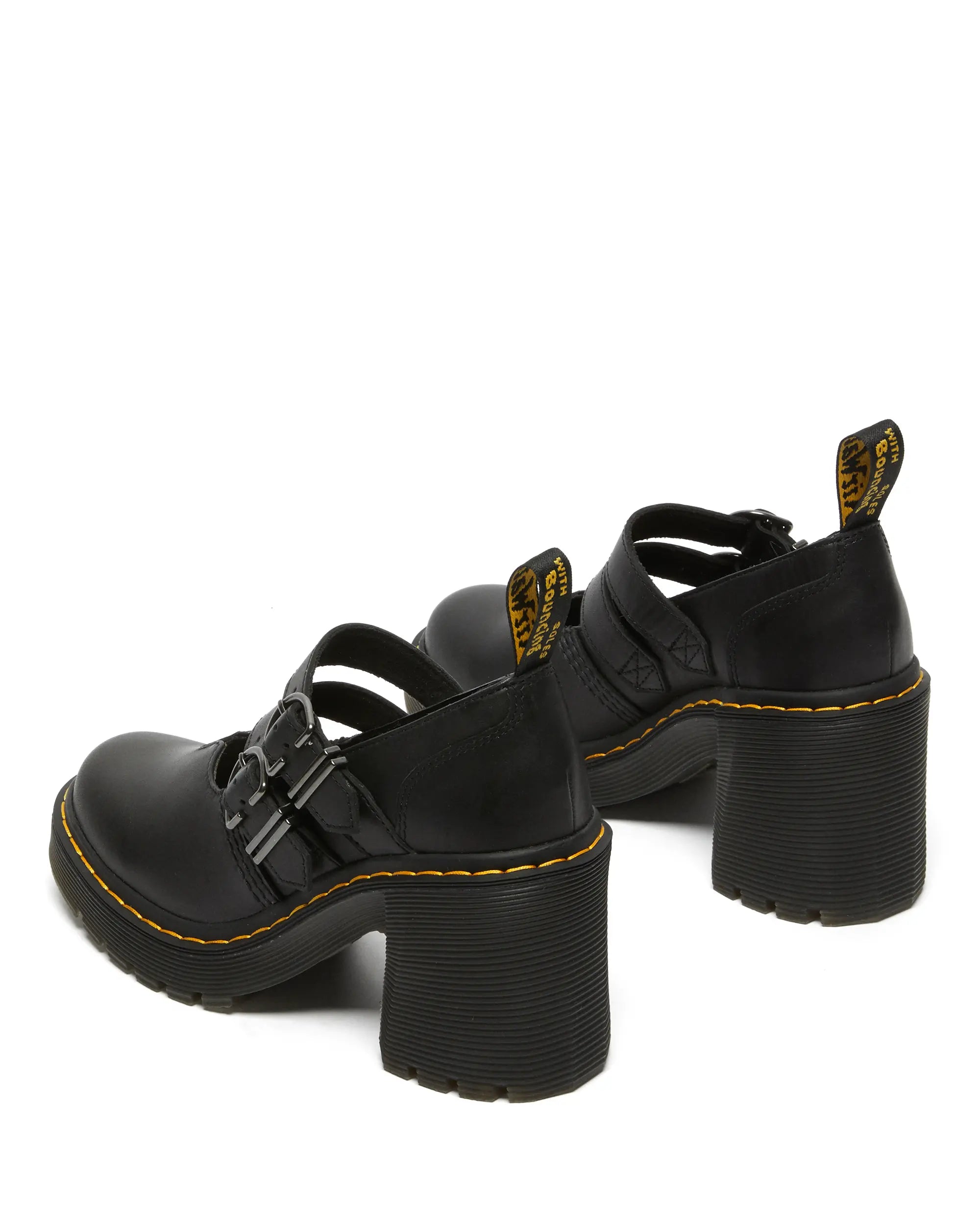 Bei PICK UP in Düsseldorf findest Du Dr. Martens, Eviee Black Sendal  und viel mehr von Dr. Martens