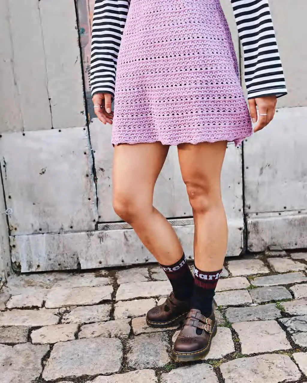 Bei PICK UP in Düsseldorf findest Du Dr. Martens, 8065 Mary Jane Dark Brown Crazy Horse und viel mehr von Dr. Martens