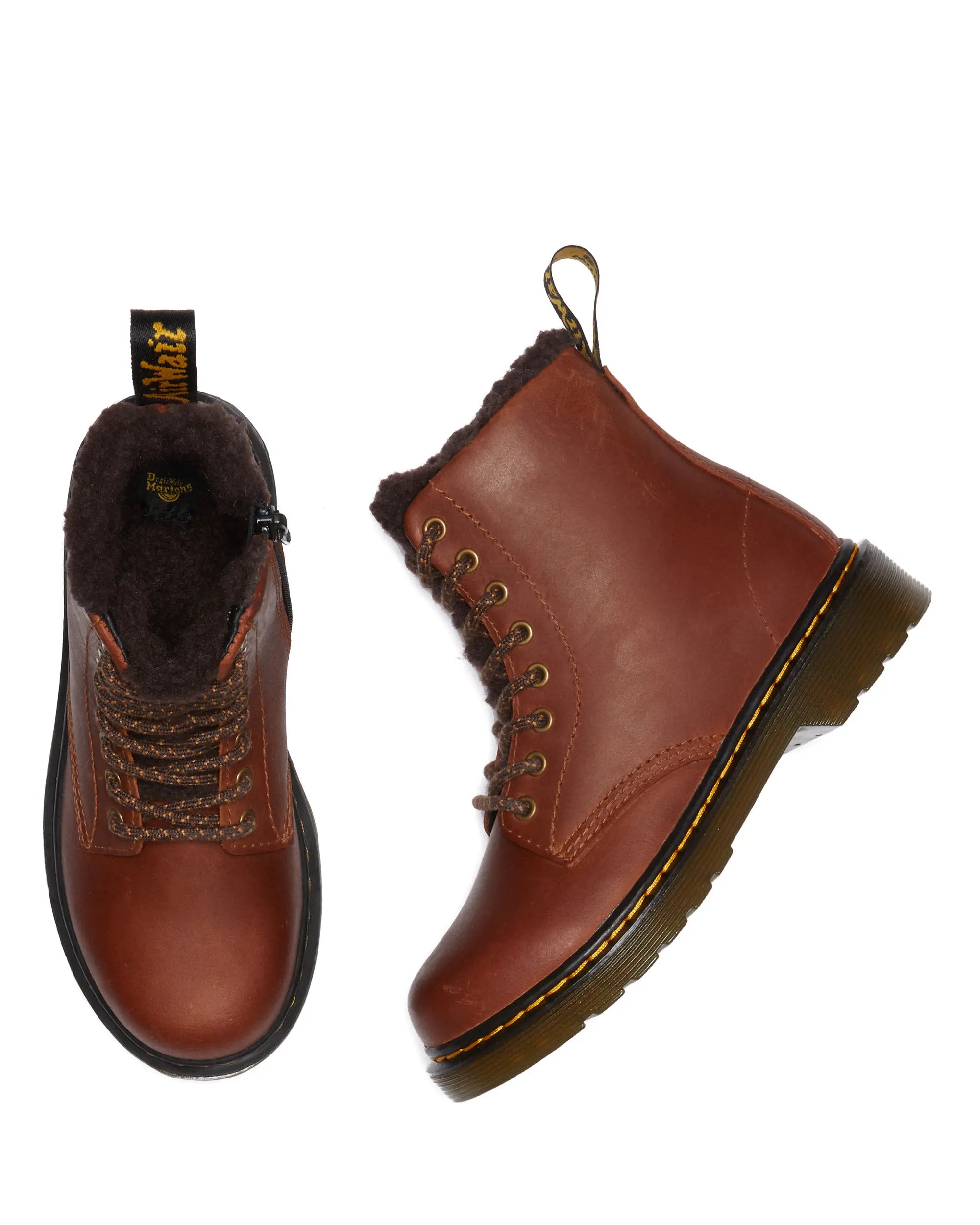 Bei PICK UP in Düsseldorf findest Du Dr. Martens, 1460 Serena J Light Brown Republic Wp und viel mehr von Dr. Martens