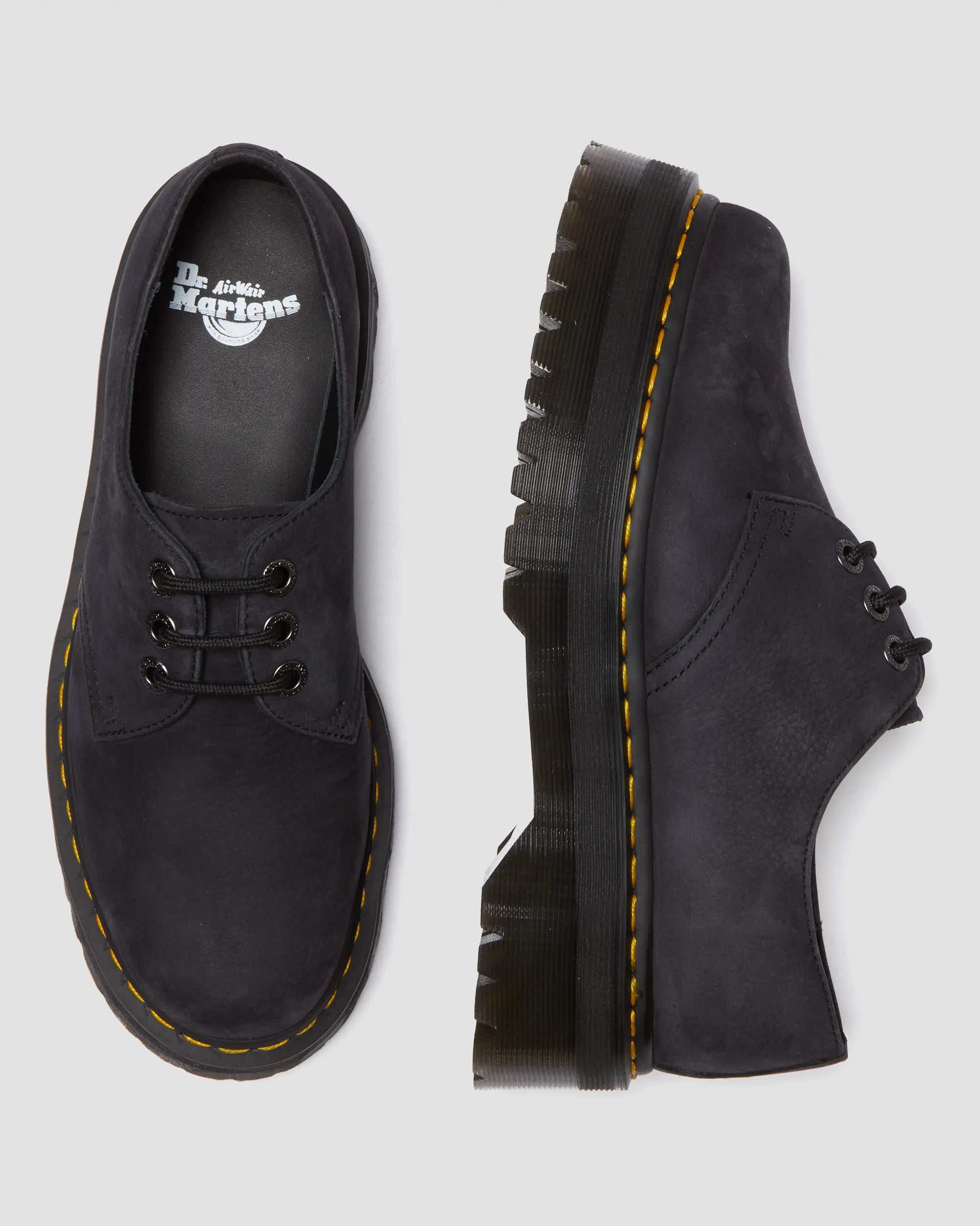 Bei PICK UP in Düsseldorf findest Du Dr. Martens, 1461 Quad Ii  Charcoal Grey Tumbled Nubuck  und viel mehr von Dr. Martens