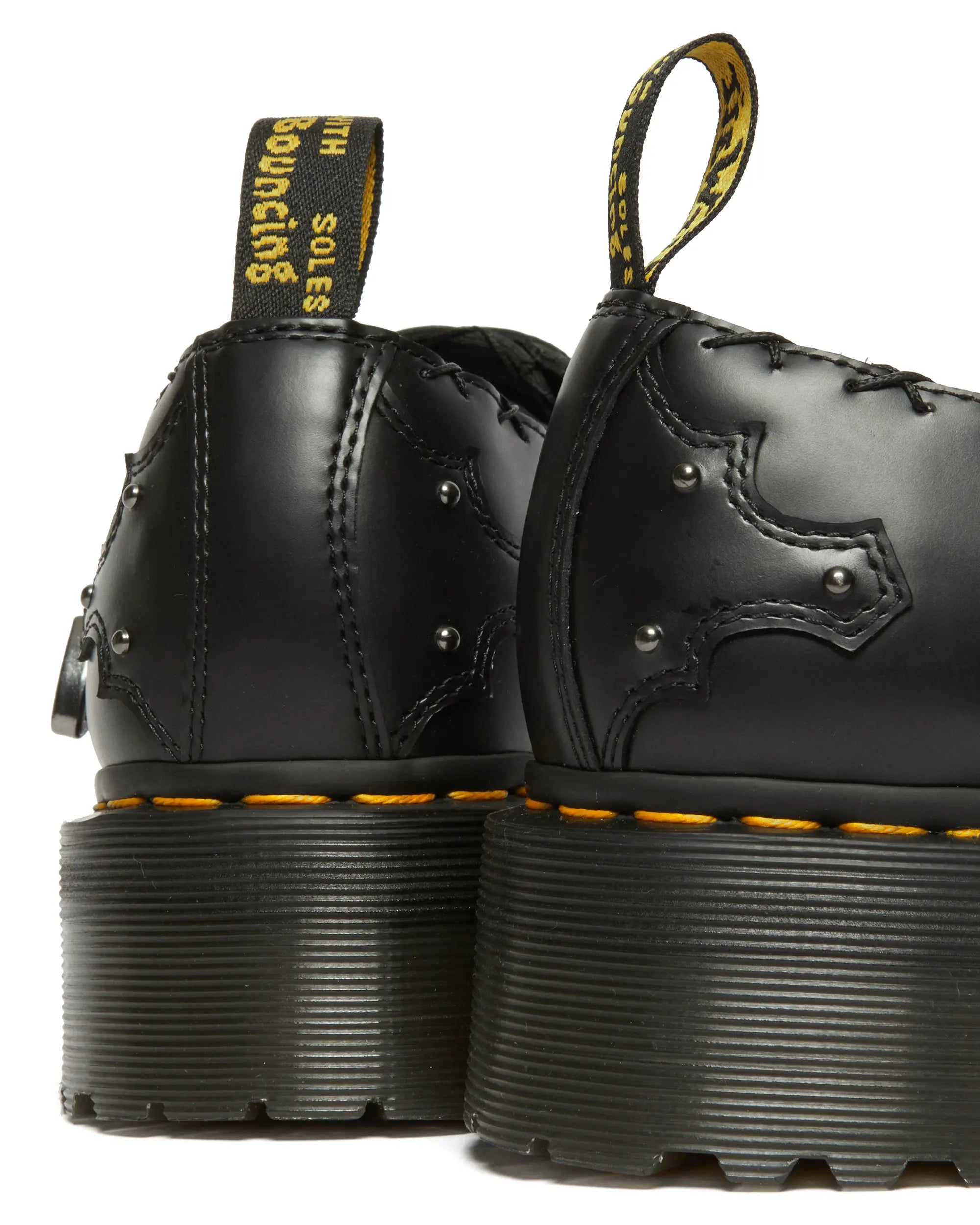 Bei PICK UP in Düsseldorf findest Du Dr. Martens, Ramsey Quad Monk Black Smooth und viel mehr von Dr. Martens