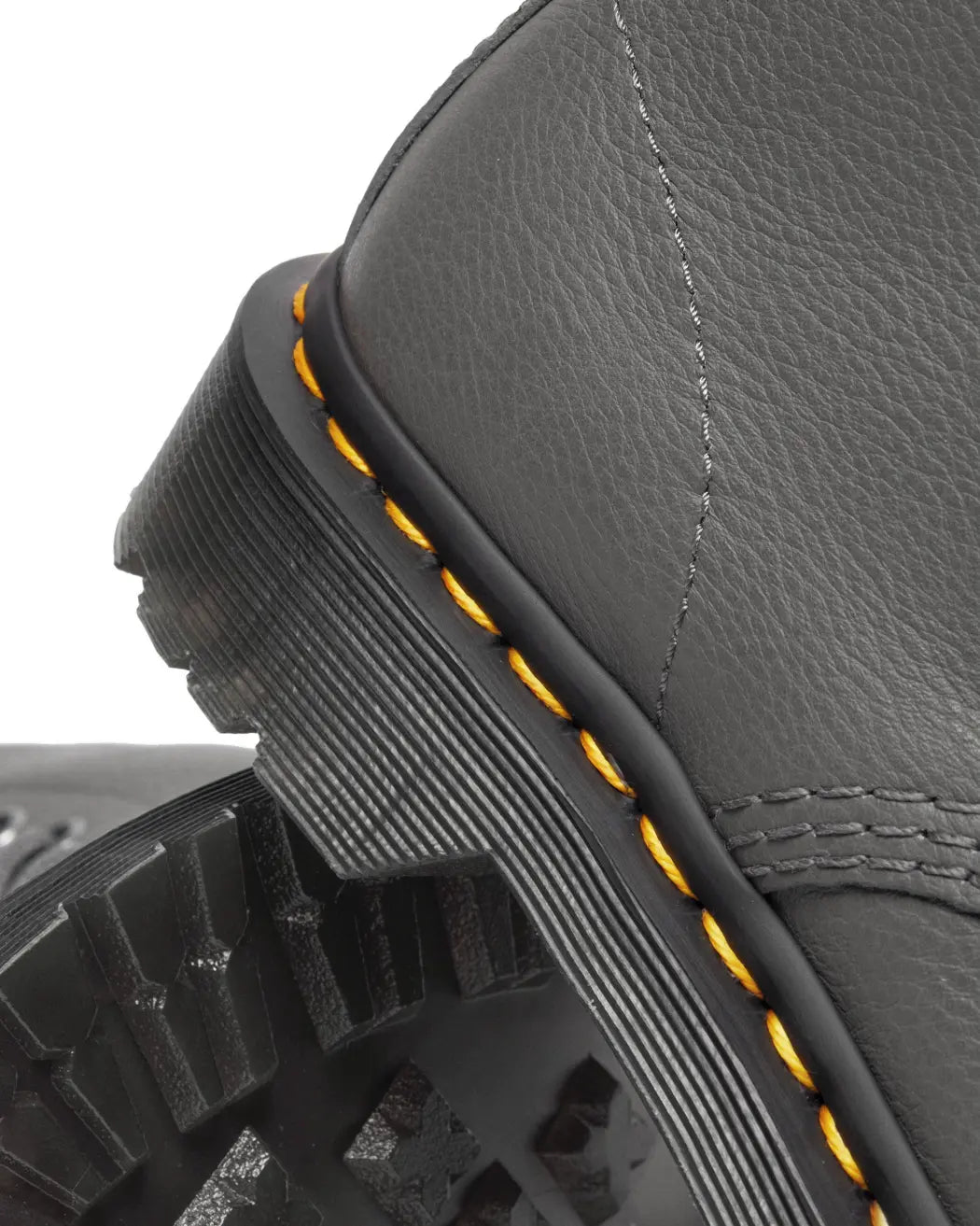 Bei PICK UP in Düsseldorf findest Du Dr. Martens, 1460 Pascal Gunmetal Virginia  und viel mehr von Dr. Martens