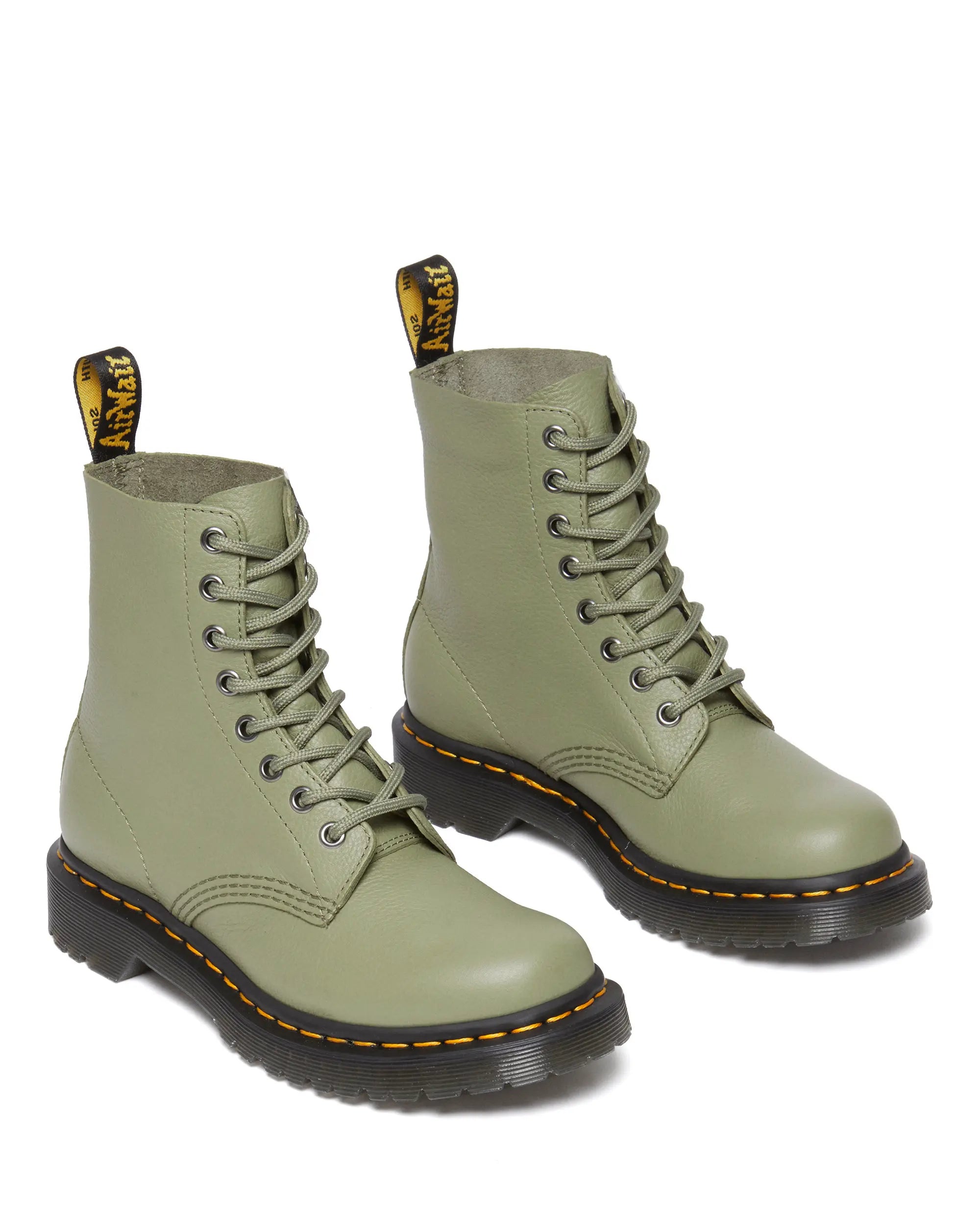 Bei PICK UP in Düsseldorf findest Du Dr. Martens, 1460 Pascal Muted Olive Virginia  und viel mehr von Dr. Martens