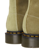 Bei PICK UP in Düsseldorf findest Du Dr. Martens, 1460 Muted Olive Tumbled Nubuck+E.H.Suede  und viel mehr von Dr. Martens