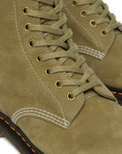 Bei PICK UP in Düsseldorf findest Du Dr. Martens, 1460 Muted Olive Tumbled Nubuck+E.H.Suede  und viel mehr von Dr. Martens