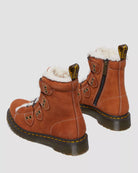 Bei PICK UP in Düsseldorf findest Du Dr. Martens, 1460 Ltt Fl Tan Buttersoft Wp  und viel mehr von Dr. Martens