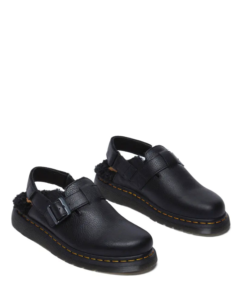 Bei PICK UP in Düsseldorf findest Du Dr. Martens, Jorge Ii Fl Black Ambassador  und viel mehr von Dr. Martens