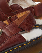 Bei PICK UP in Düsseldorf findest Du Dr. Martens, Jorge Ii Fl Cashew Ambassador  und viel mehr von Dr. Martens