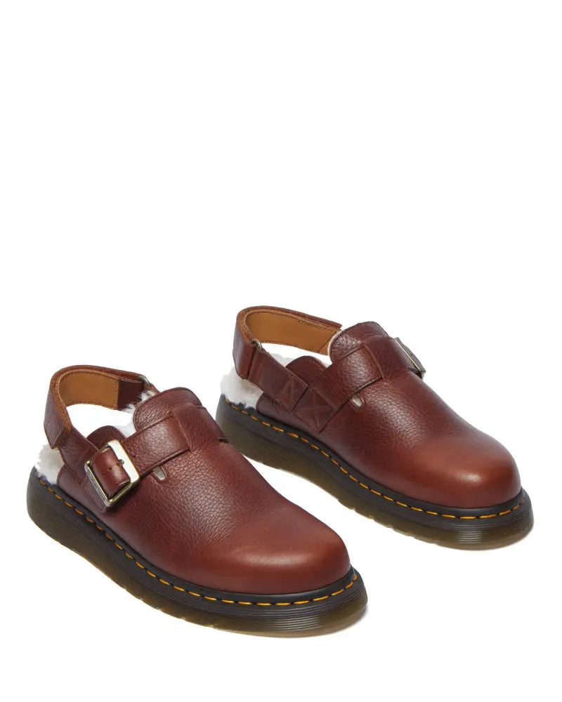 Bei PICK UP in Düsseldorf findest Du Dr. Martens, Jorge Ii Fl Cashew Ambassador  und viel mehr von Dr. Martens