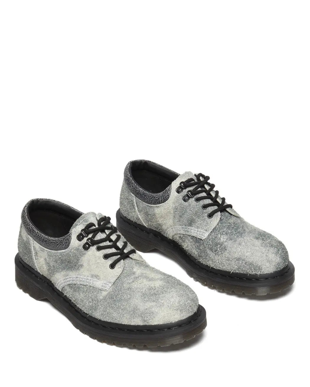 Bei PICK UP in Düsseldorf findest Du Dr. Martens, 8053 Grey Black Optical White Stonewashed Hairy Suede Cracked Effect Suede  und viel mehr von Dr. Martens