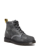 Bei PICK UP in Düsseldorf findest Du Dr. Martens, 939 Black/Gunmetal Black/Optical White Stonewashed Hairy Suede Mb Cracked Effect Suede  und viel mehr von Dr. Martens