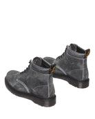Bei PICK UP in Düsseldorf findest Du Dr. Martens, 939 Black/Gunmetal Black/Optical White Stonewashed Hairy Suede Mb Cracked Effect Suede  und viel mehr von Dr. Martens