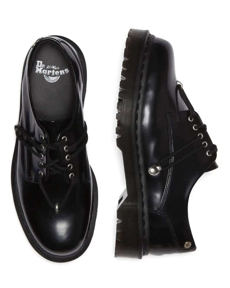 Bei PICK UP in Düsseldorf findest Du Dr. Martens, Zeffir 5i Black Buttero  und viel mehr von Dr. Martens