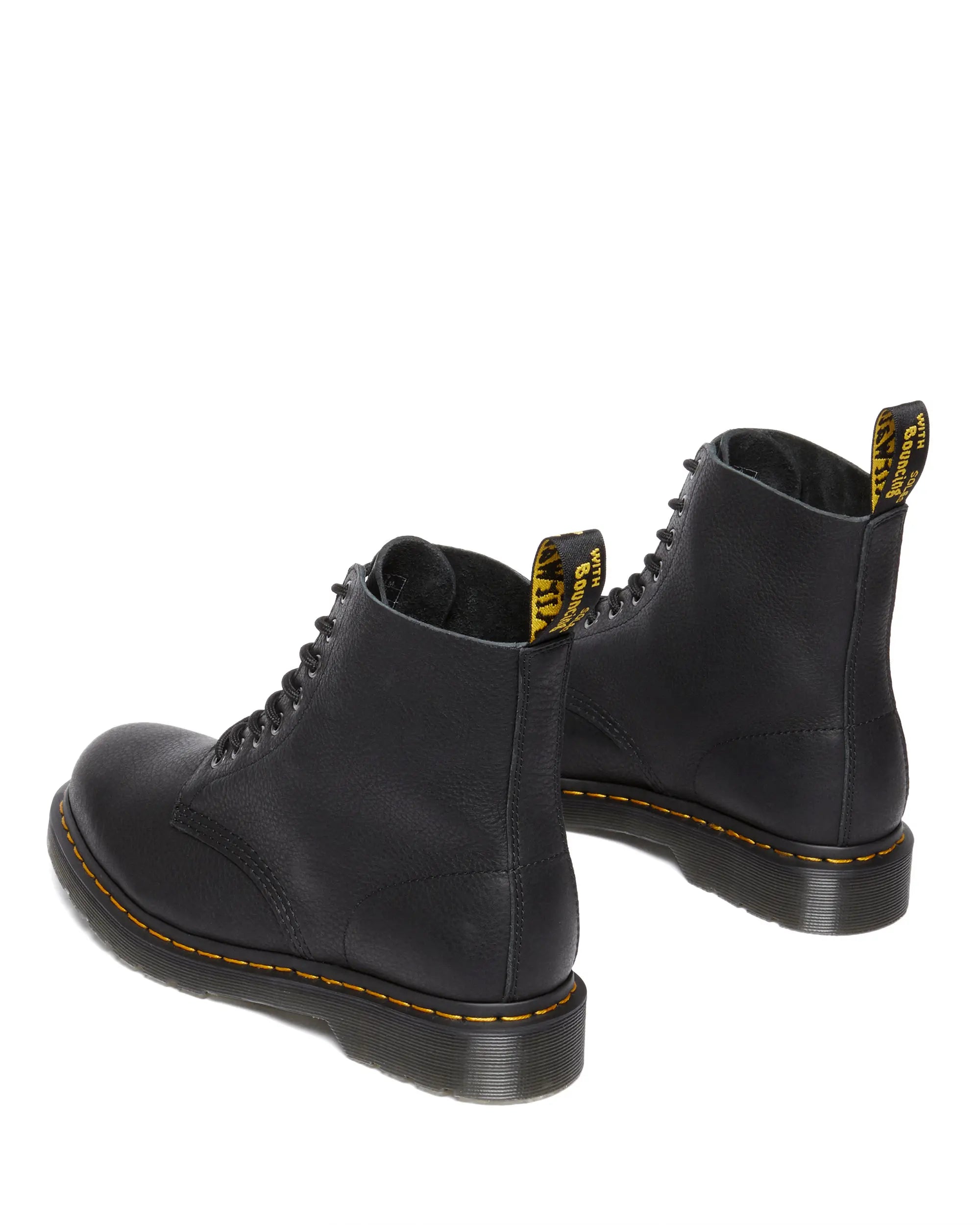 Bei PICK UP in Düsseldorf findest Du Dr. Martens, 1460 Pascal Black Ambassador  und viel mehr von Dr. Martens