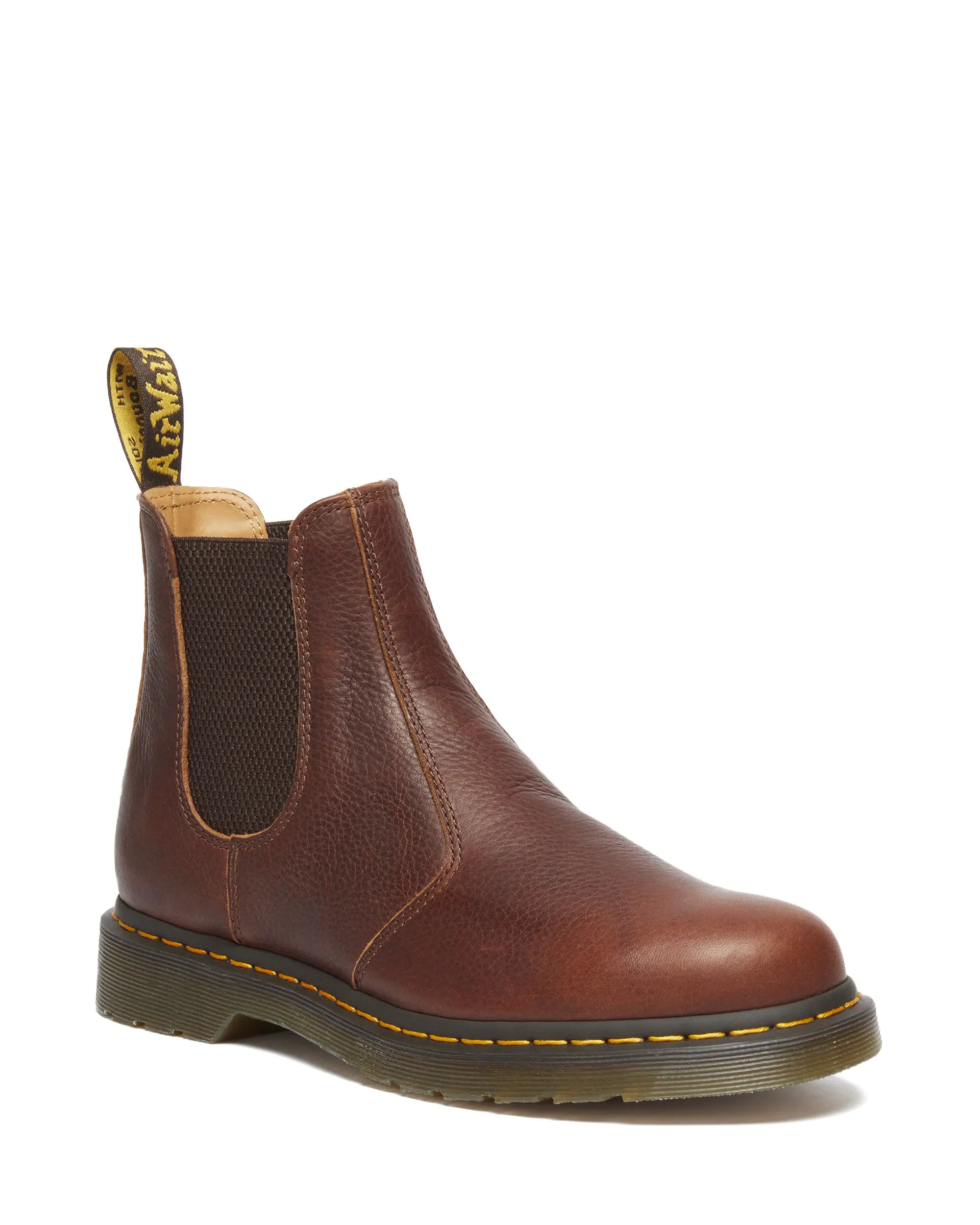 Bei PICK UP in Düsseldorf findest Du Dr. Martens, 2976 Cashew Ambassador  und viel mehr von Dr. Martens
