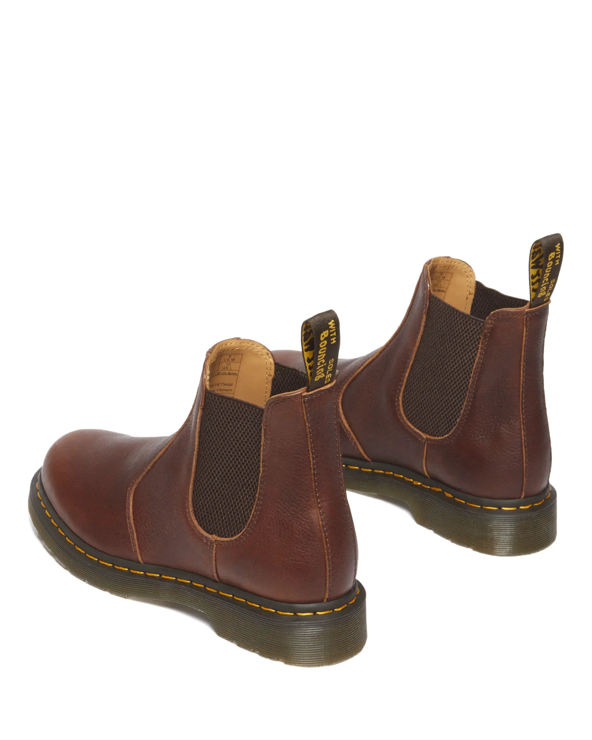 Bei PICK UP in Düsseldorf findest Du Dr. Martens, 2976 Cashew Ambassador  und viel mehr von Dr. Martens