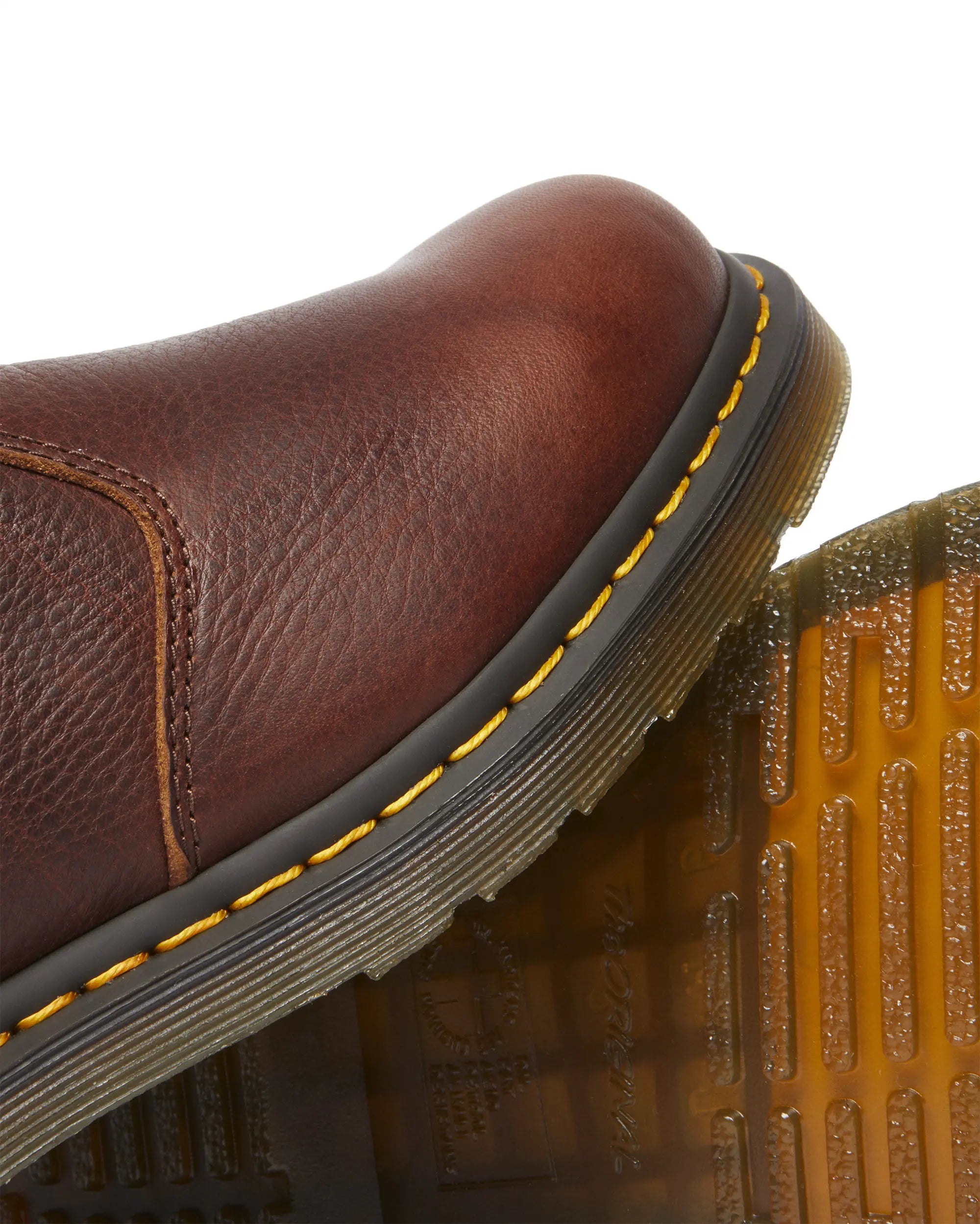 Bei PICK UP in Düsseldorf findest Du Dr. Martens, 2976 Cashew Ambassador  und viel mehr von Dr. Martens