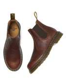 Bei PICK UP in Düsseldorf findest Du Dr. Martens, 2976 Cashew Ambassador  und viel mehr von Dr. Martens