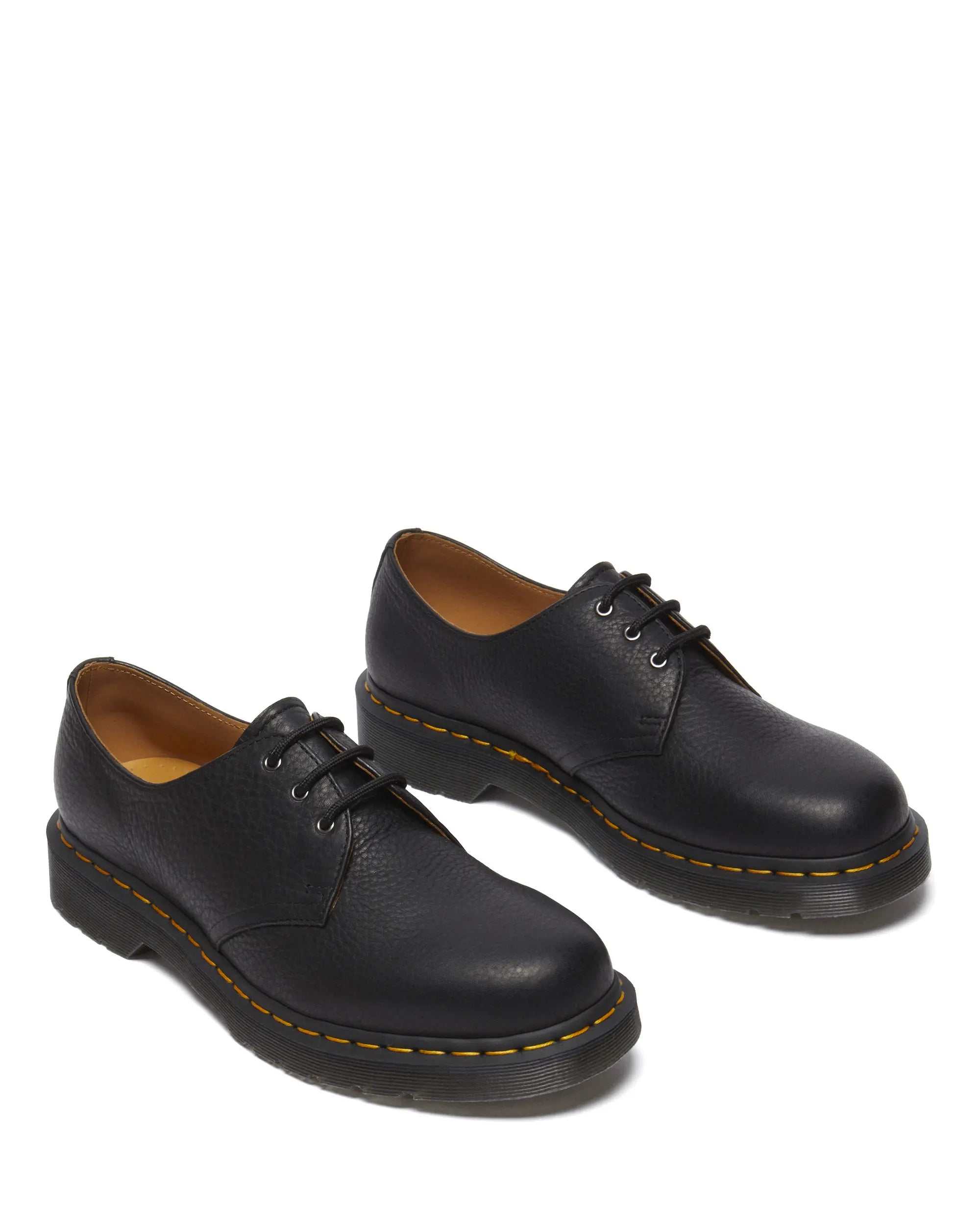 Bei PICK UP in Düsseldorf findest Du Dr. Martens, 1461 Black Ambassador  und viel mehr von Dr. Martens