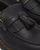 Bei PICK UP in Düsseldorf findest Du Dr. Martens, Adrian Ys Black Ambassador  und viel mehr von Dr. Martens