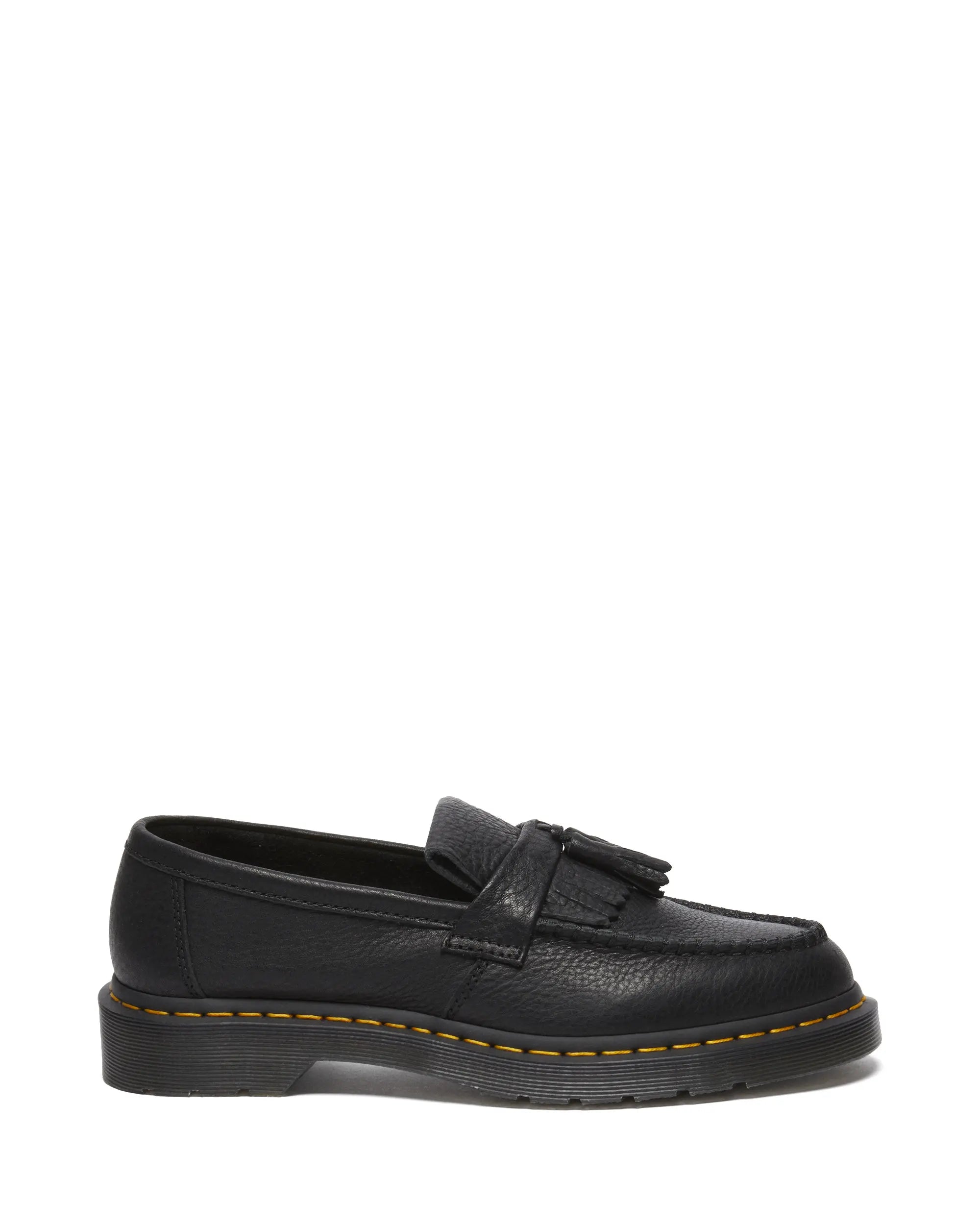 Bei PICK UP in Düsseldorf findest Du Dr. Martens, Adrian Ys Black Ambassador  und viel mehr von Dr. Martens