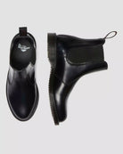 Bei PICK UP in Düsseldorf findest Du Dr. Martens, Flora Black Polished Smooth  und viel mehr von Dr. Martens