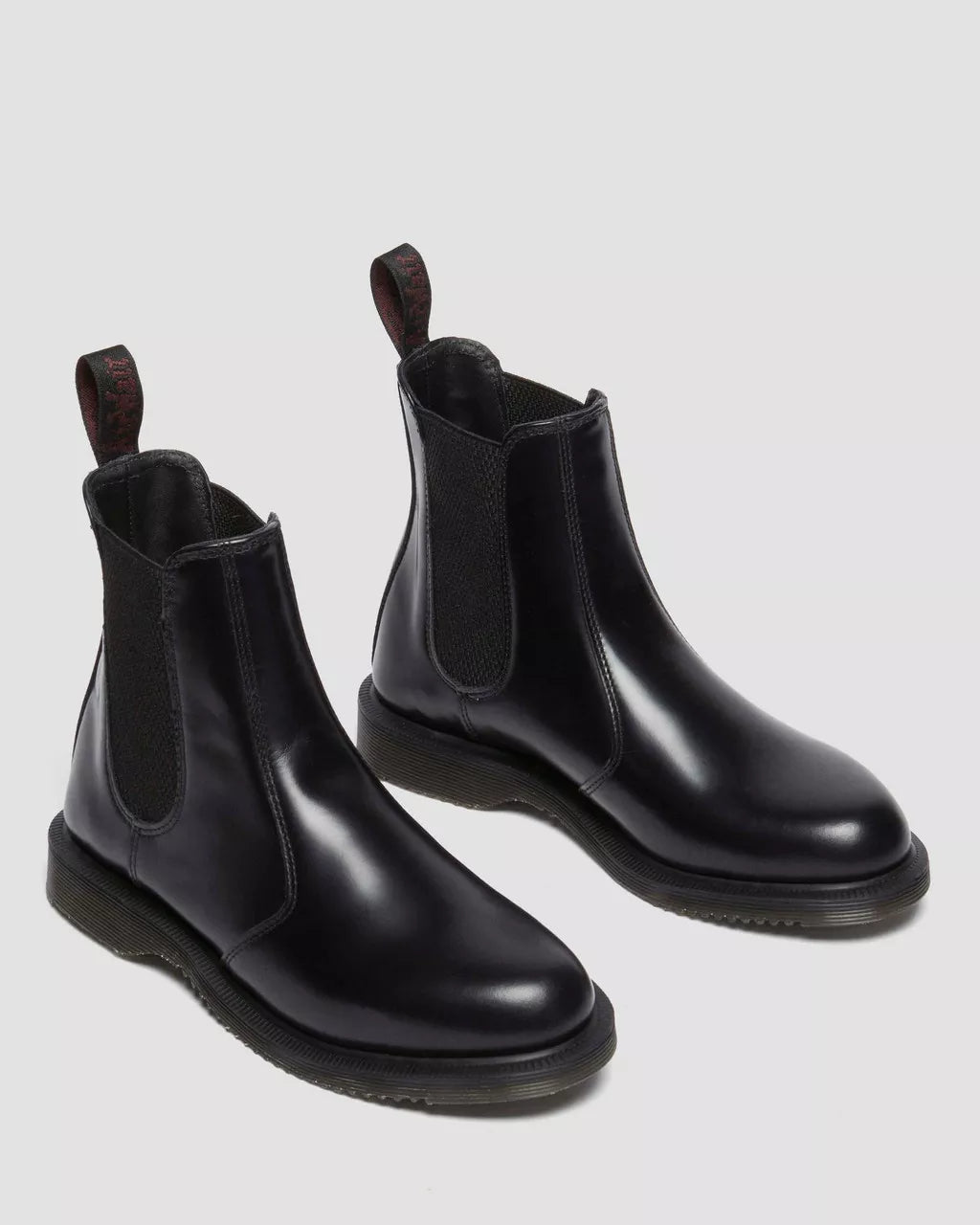 Bei PICK UP in Düsseldorf findest Du Dr. Martens, Flora Black Polished Smooth  und viel mehr von Dr. Martens