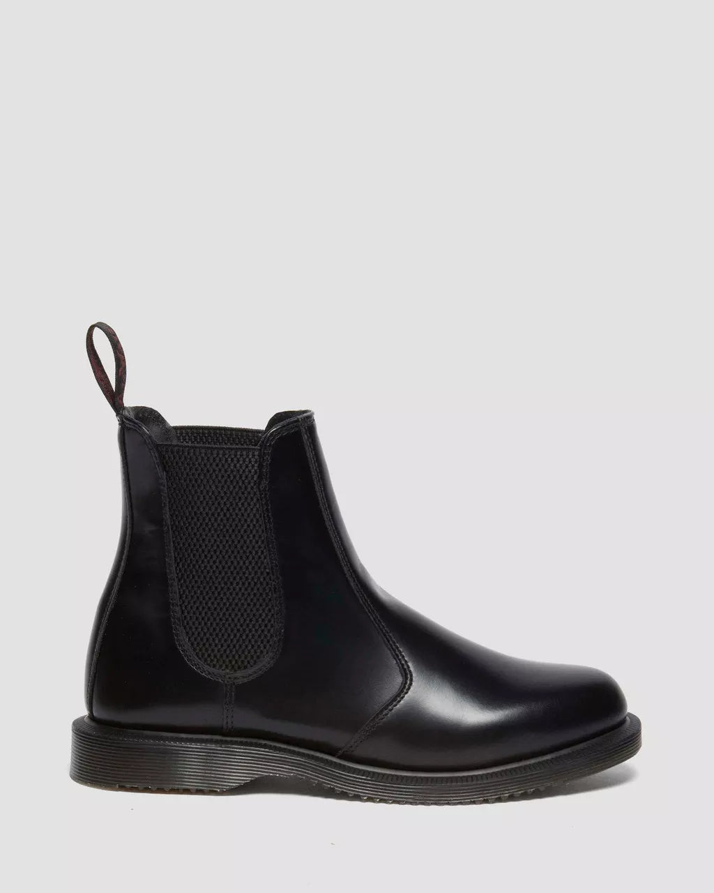 Bei PICK UP in Düsseldorf findest Du Dr. Martens, Flora Black Polished Smooth  und viel mehr von Dr. Martens
