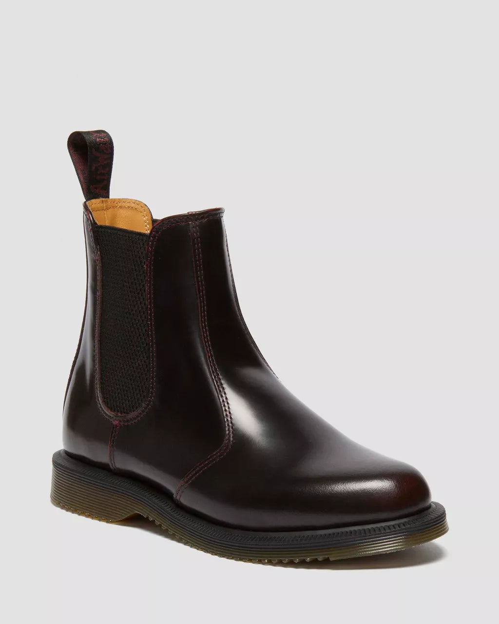 Bei PICK UP in Düsseldorf findest Du Dr. Martens, Flora Cherry Red Arcadia  und viel mehr von Dr. Martens