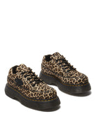 Bei PICK UP in Düsseldorf findest Du Dr. Martens, Buzz 5i Light Tan Mini Leopard Spot Hair On  und viel mehr von Dr. Martens