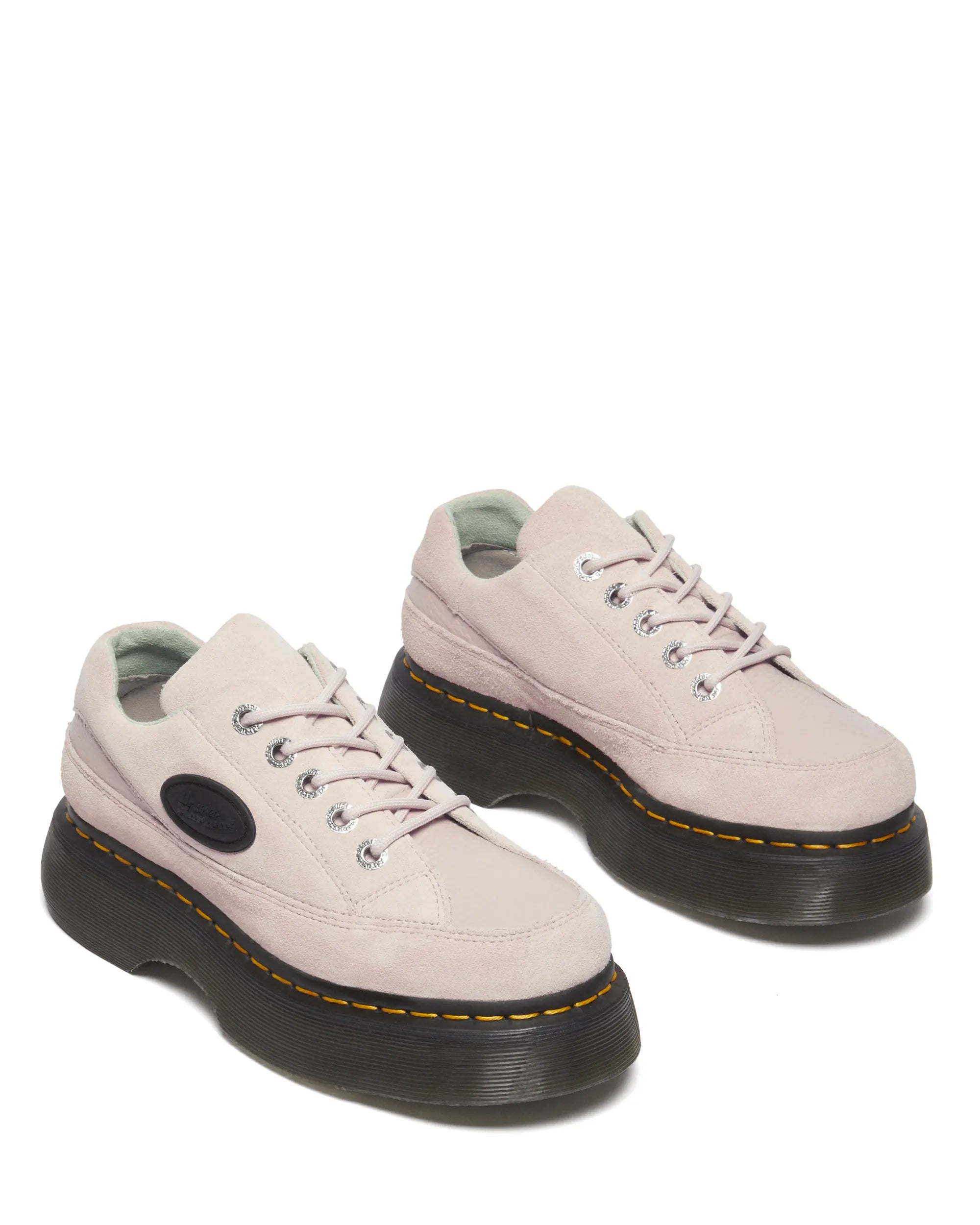 Bei PICK UP in Düsseldorf findest Du Dr. Martens, Buzz 5i Powder Pink E.H Suede+Milled Nappa  und viel mehr von Dr. Martens