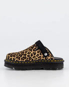 Bei PICK UP in Düsseldorf findest Du Dr. Martens, Zebzag Mule Light Tan + Black Leopard  und viel mehr von Dr. Martens