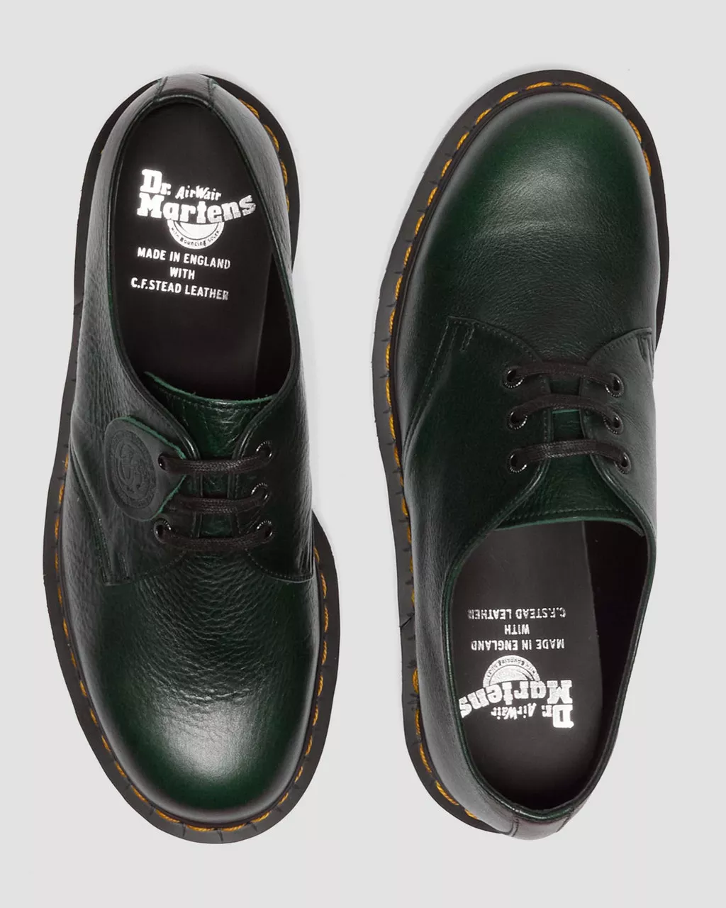 Dr. Martens 1461 DMS Green Buckingham Made in England 3-Loch Schuh aus grünem Leder mit gelber Rahmennaht