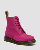 Bei PICK UP in Düsseldorf findest Du Dr. Martens, 1460 Pascal Fuchsia Pink Milled Nubuck Rb  und viel mehr von Dr. Martens