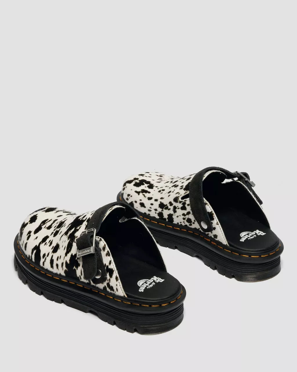 Dr. Martens Zebzag Mule Cream+Black Dalmatian Print Hair On – Sohle | PICK UP Düsseldorf