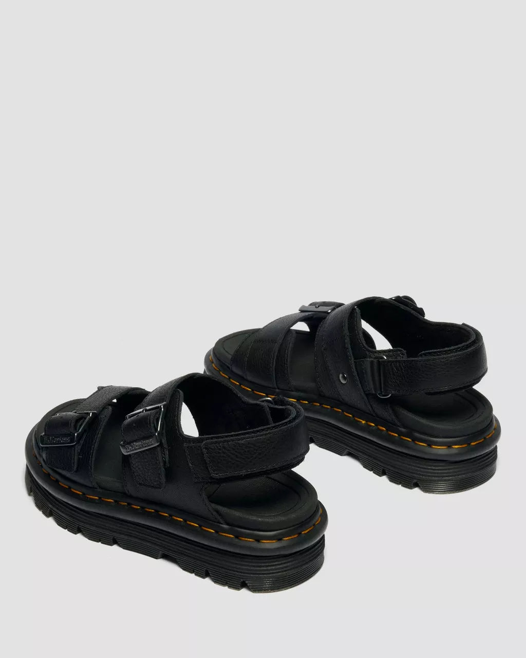 Dr. Martens Zebzag Sandal Black Pisa – Detailansicht | PICK UP Düsseldorf