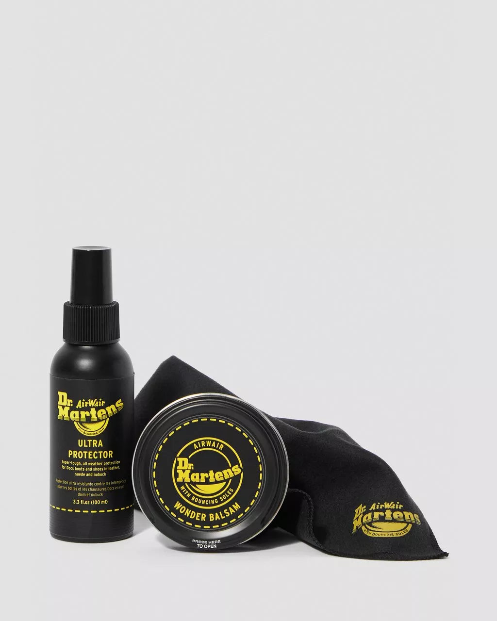 Bei PICK UP in Düsseldorf findest Du Dr. Martens Shoe Care Kit: Protect und viel mehr von Dr. Martens